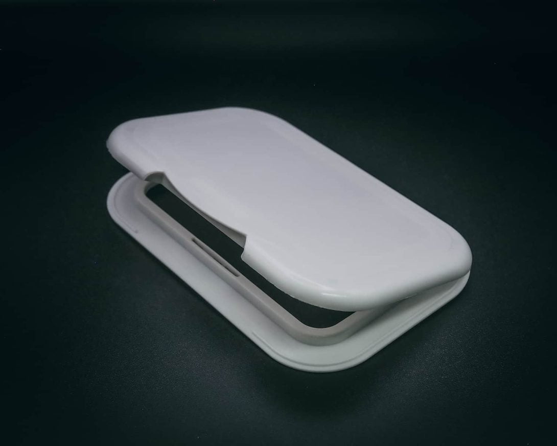 Plastic Injection Moulder