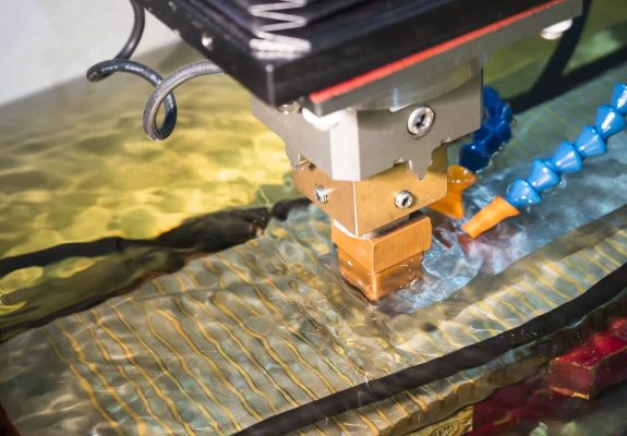 operator use  EDM electrod to make precision mold and die Spark Erosion of Prototype Tooling